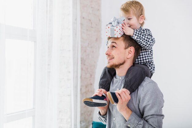 ¿Quieres ser el mejor papá? 5 consejos que te ayudarán con tus hijos